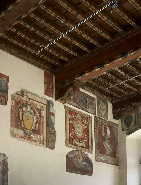 Palazzo Pretorio, interni, particolare dei soffitti restaurati